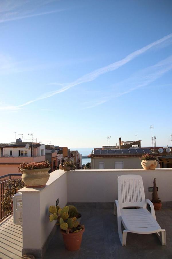 Il Cielo In Una Stanza Hotel Balestrate Buitenkant foto